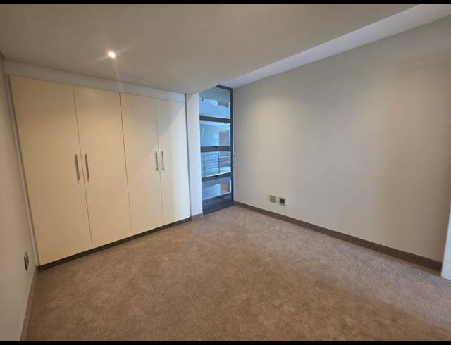 3 BEDROOM APARTMENT FOR SALE IN NEW TOWN CENTRE